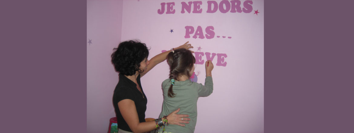 article-fresque-peinture-mur-enfant-chambre-decoration