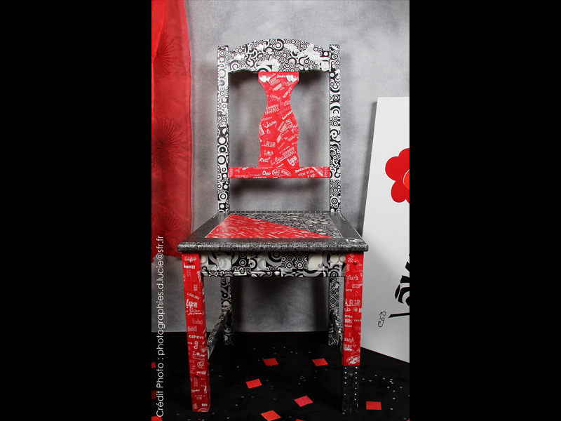 chaise-rouge-noir-loft-moderne-style-4
