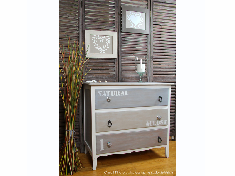 meuble-commode-nordique-pin-tiroirs-patine-bois-masion-vacances-1